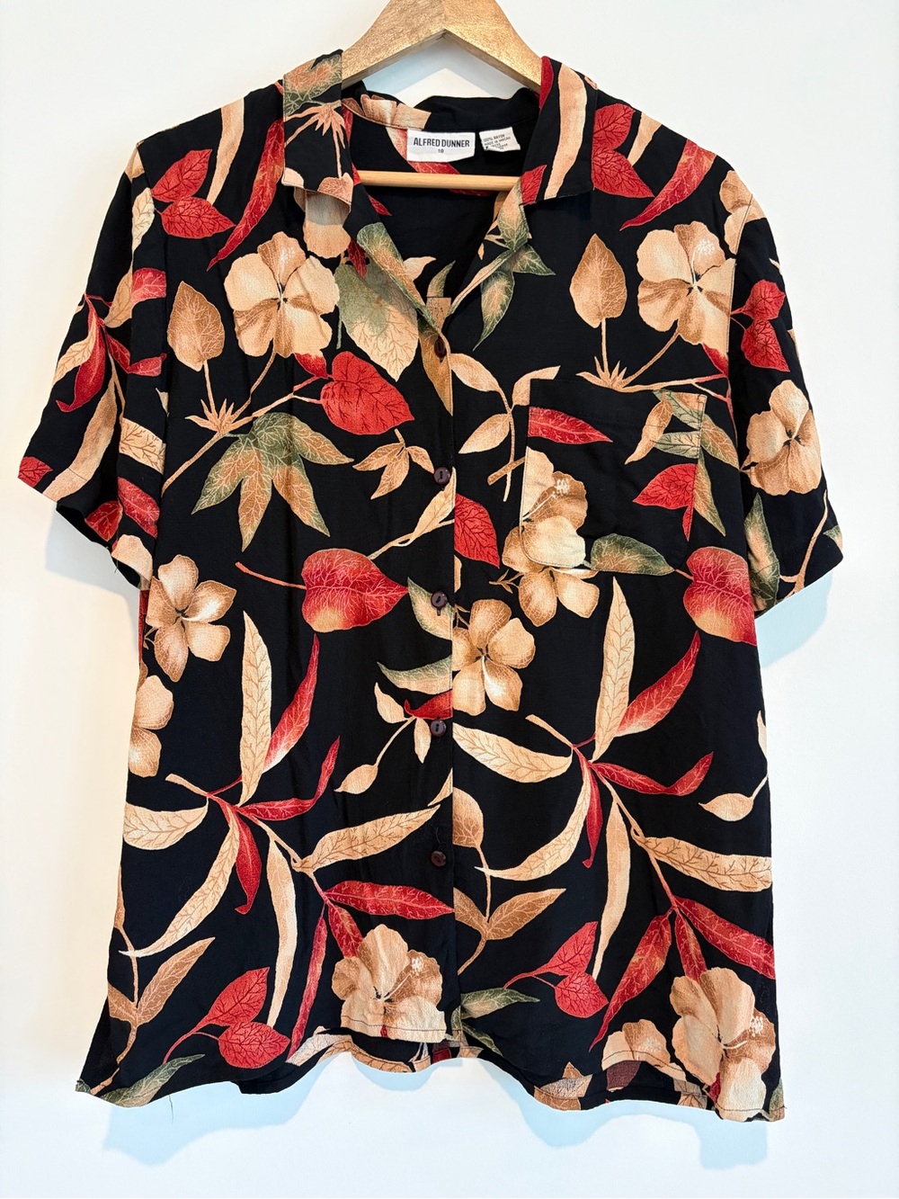 Alfred Dunner Tropical Floral Short Sleeve Button Down Shirt Black Red XL